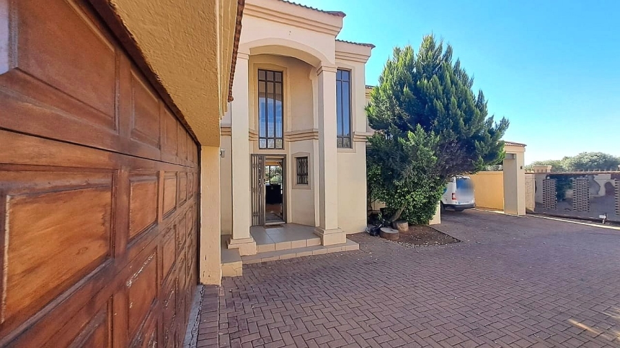 3 Bedroom Property for Sale in Universitas Free State